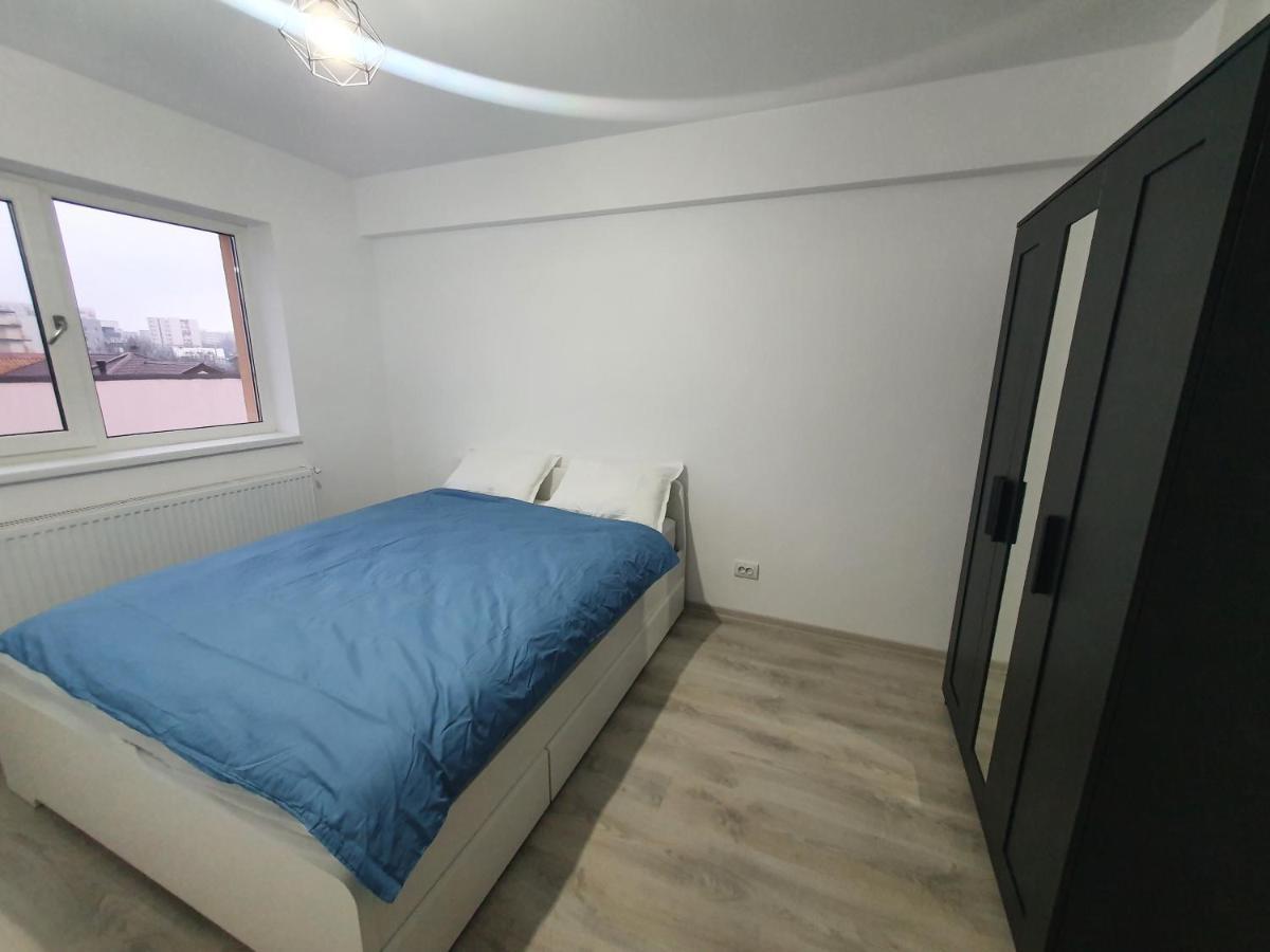 Apartament 3 Cam Grand Arena Бухарест Экстерьер фото