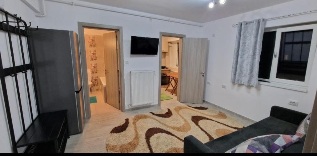 Apartament 3 Cam Grand Arena Бухарест Экстерьер фото