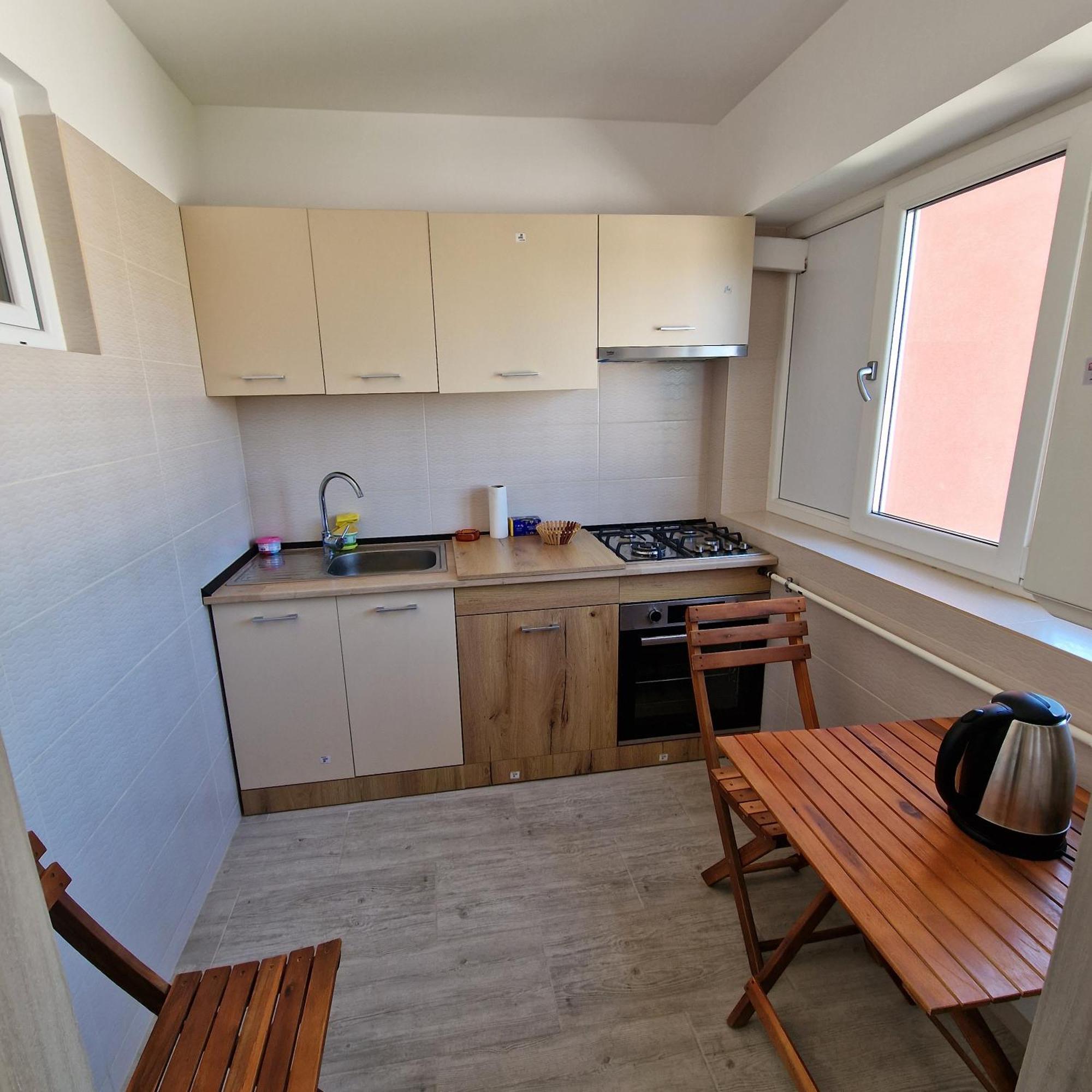Apartament 3 Cam Grand Arena Бухарест Экстерьер фото
